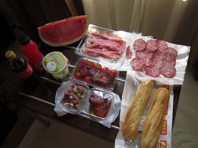Yummy food from the Billa Supermarket in Venice